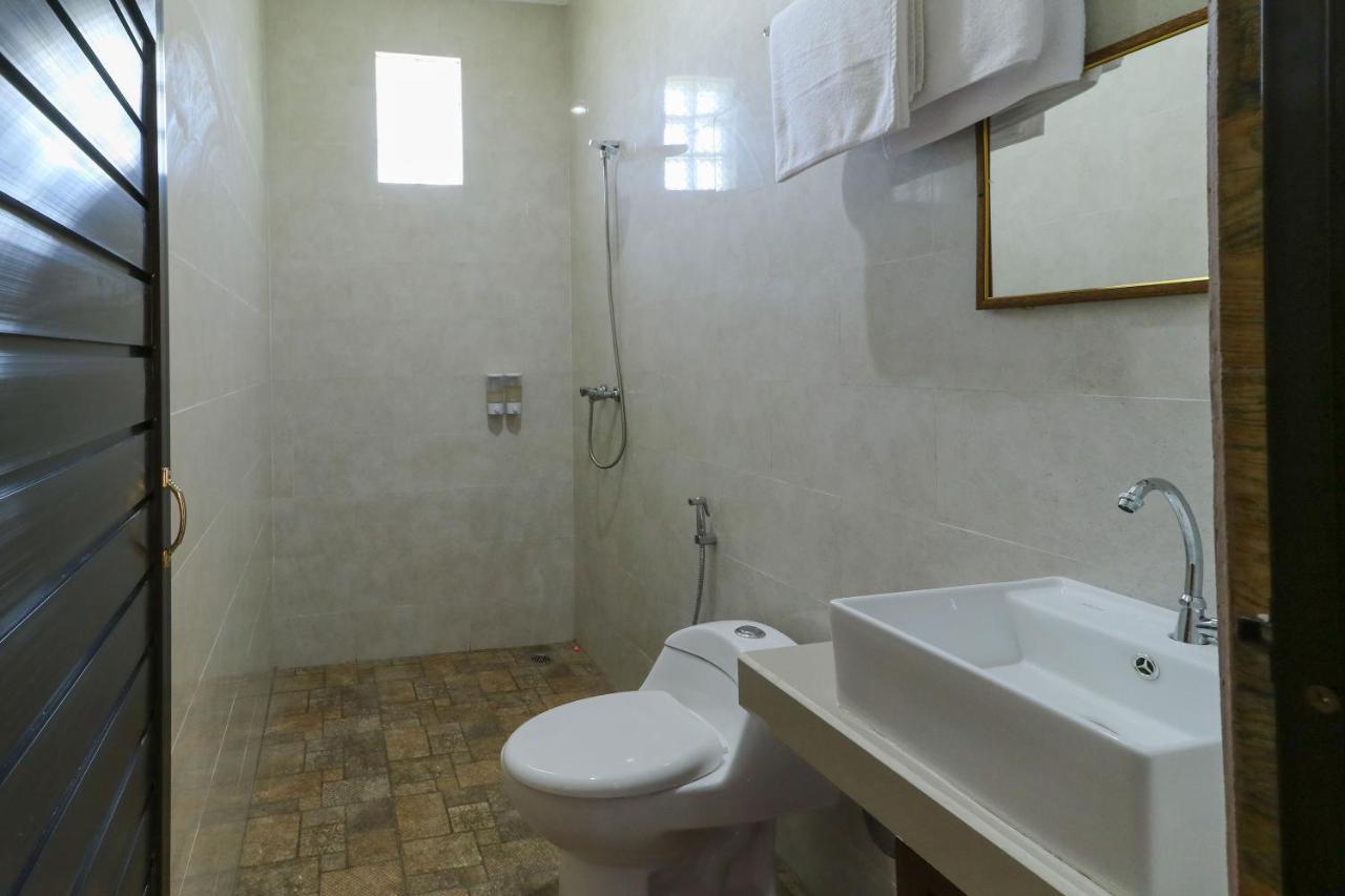 Manik Homestay Улувату Экстерьер фото